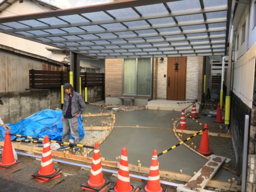 ca833689-a2b1-4fa0-85bc-447cc87f4103