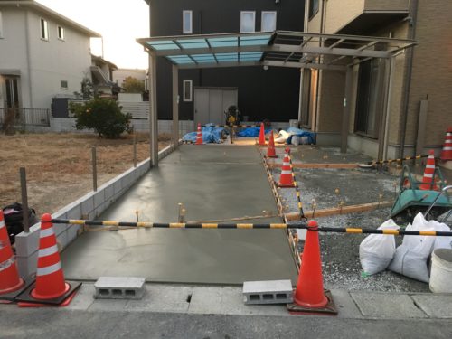 f451bd3c-abb9-4182-a121-9d8142d79f0a