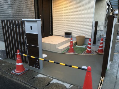 eecf85f8-8ae6-4b5e-ad52-3d26a9d6259e