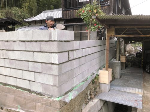 03f488ef-d888-4226-8e31-41d557deec59