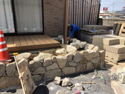 a6060ebd-4333-400f-8ca5-746749796c67