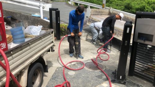 b1831402-9b19-44c6-ac14-8066c4d3c02a