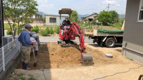 2b4683f9-ccf9-494a-9d6f-b37a70a71ca5