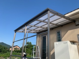 23c7f6f0-afb2-49f3-8f60-8a6570e7f691