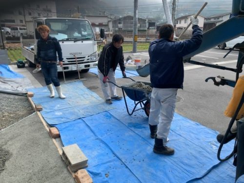 5ffb5c22-4d7c-4ce5-a422-ceeeacfcc156