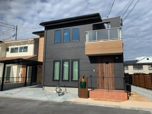 b8647582-002a-4a9f-9929-a69f3eb77956